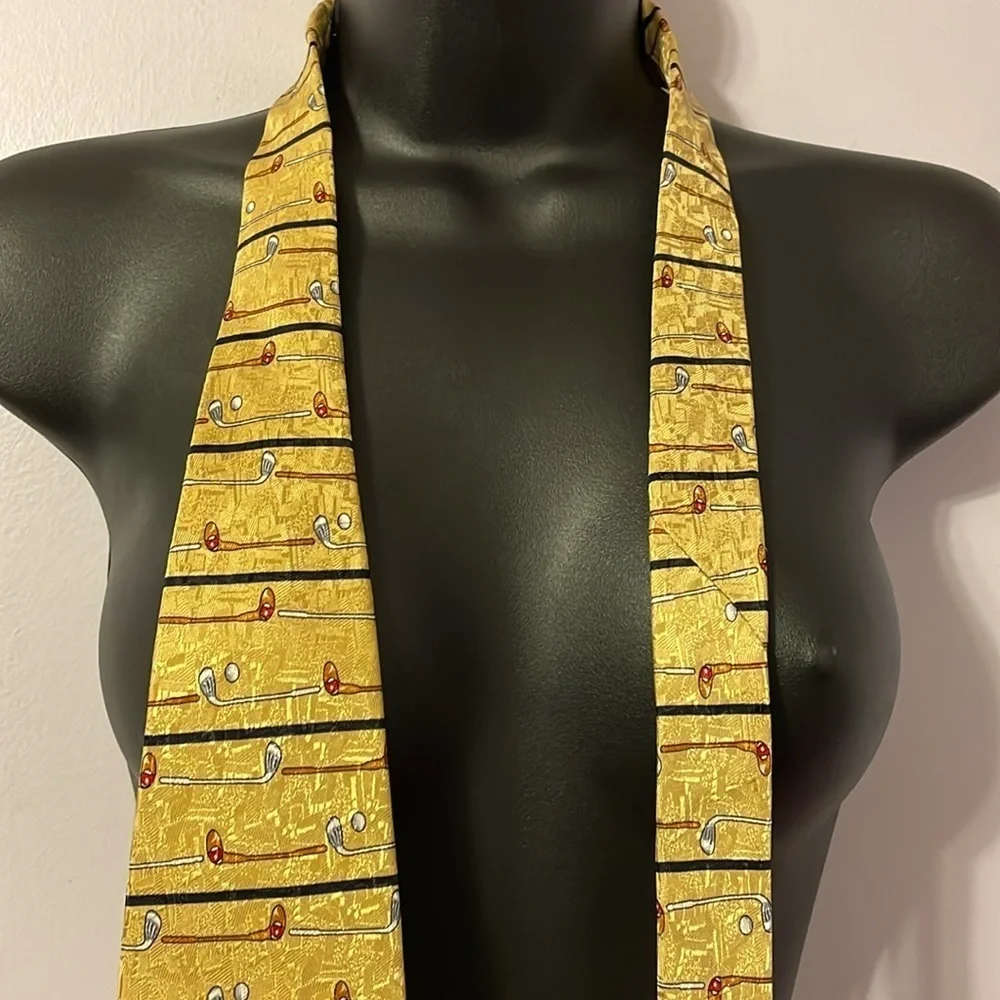 Museum Artifacts Handmade Yellow Golf Club Striped Silk Necktie Tie